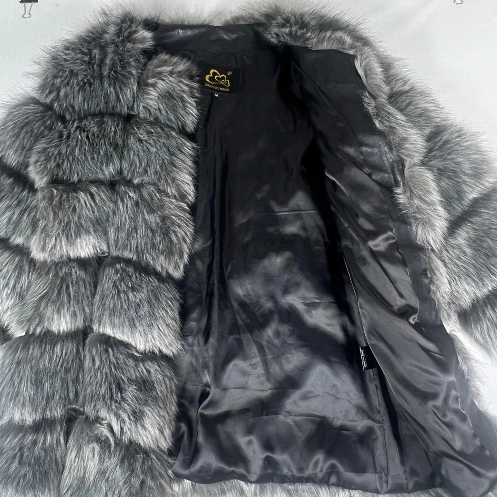 Fanpugizhen Faux Fur Coat Silver Grey Tiered Paneled Glam Jacket Medium